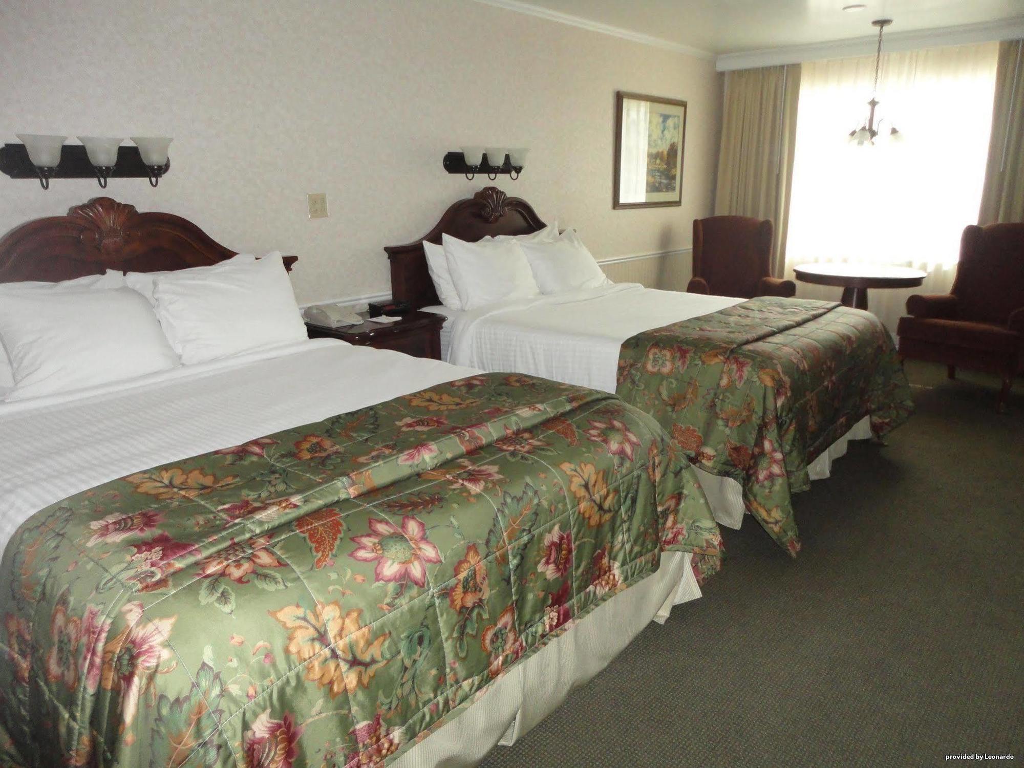 Baugh Motel, Surestay Collection By Best Western Logan Exterior photo