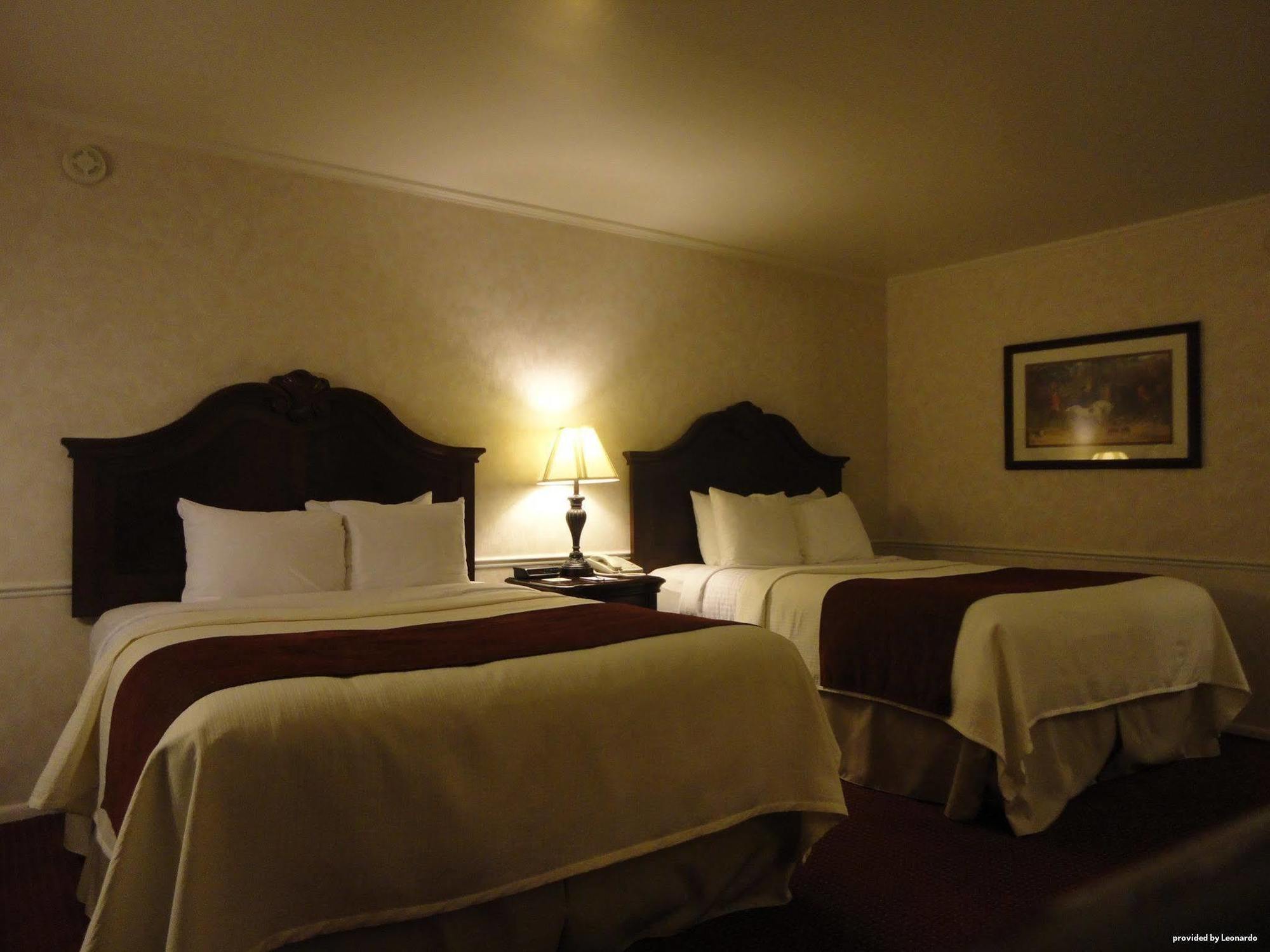 Baugh Motel, Surestay Collection By Best Western Logan Exterior photo